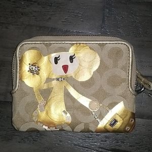 Coach Poppy Chan  Goldy